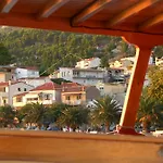Gostinjska kuća House Elka *