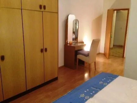 Guest house House Elka Baska Voda