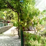 House Elka Pensionat Baška Voda
