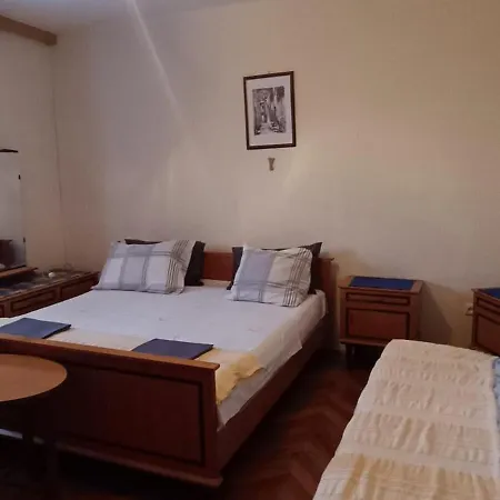 House Elka Guest house Baska Voda
