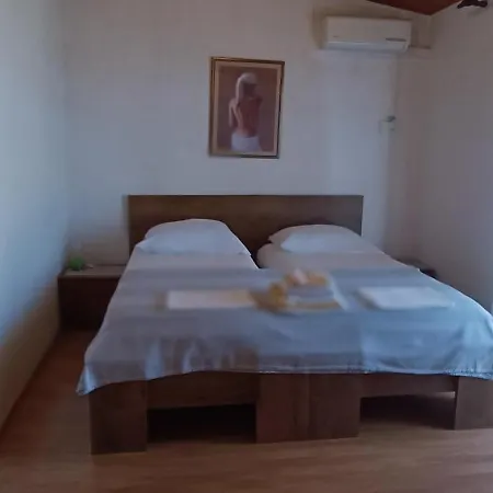 Guest house House Elka