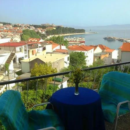 House Elka بيت ضيافة Baška Voda
