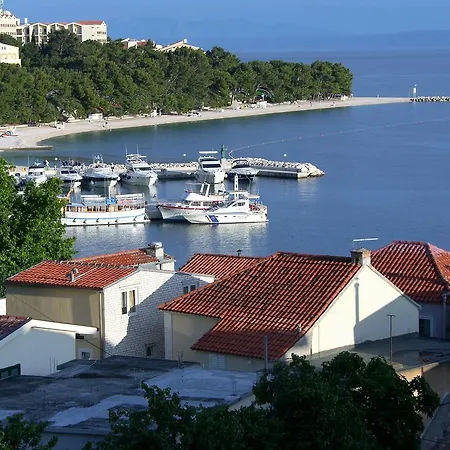 House Elka بيت ضيافة Baška Voda